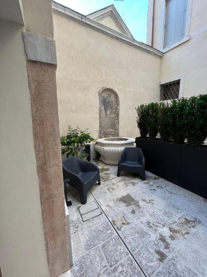 Immobiliare Nk Palazzo Bonvicini Lägenhet Venedig Exteriör bild